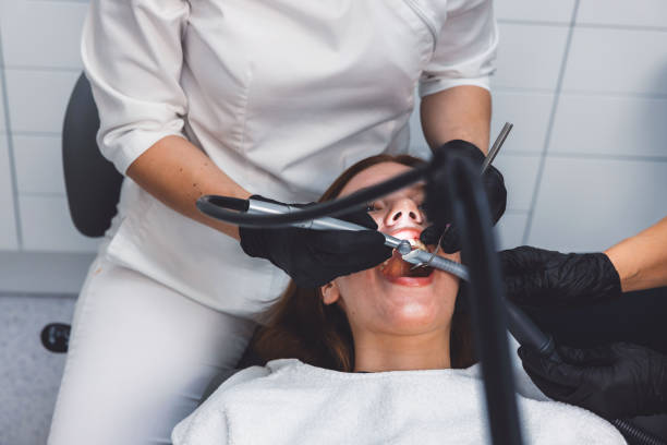 Best Emergency Tooth Extraction in Forest Lake, MN